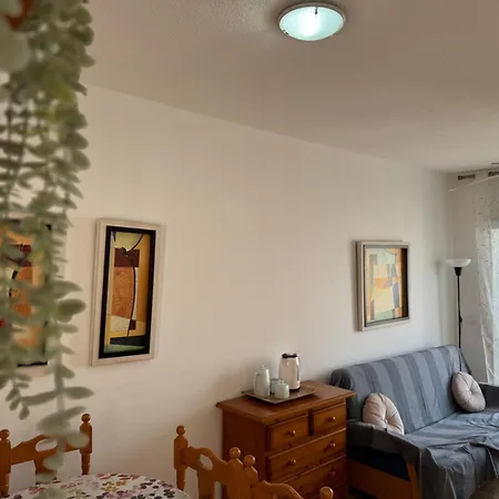 Atico Nueva Medina Ii - Playa Apartment *